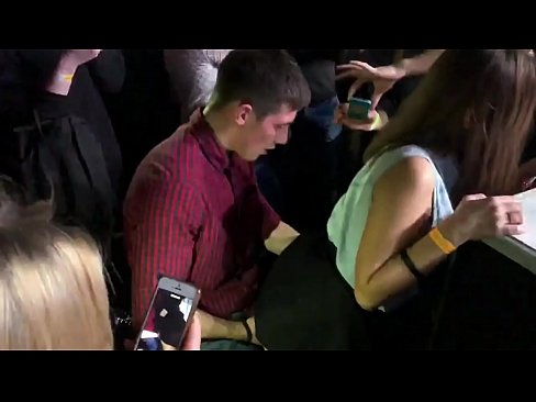 ❤️ Sesso reale in un nightclub russo. Ragazza russa di 18 anni nell'ano e nella vagina scopata in un nightclub ❤ Solo pornoal it.porn33.top ☑